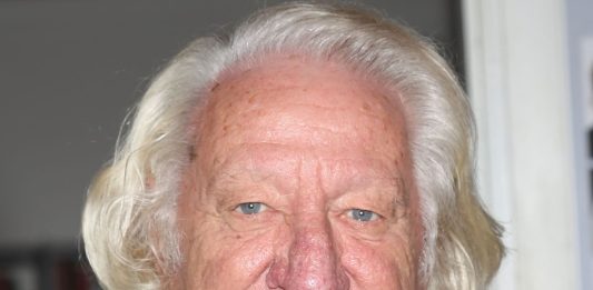 E’ morto a 94 anni il vignettista Giorgio Forattini, addio al maestro della satira