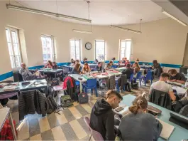 Portofranco, l’aiuto allo studio che cambia la vita a studenti e famiglie