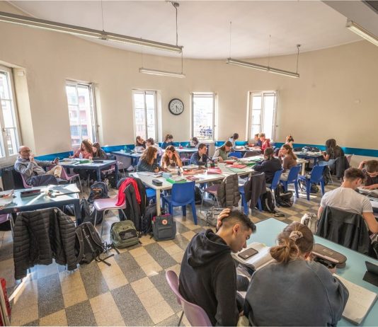 Portofranco, l’aiuto allo studio che cambia la vita a studenti e famiglie