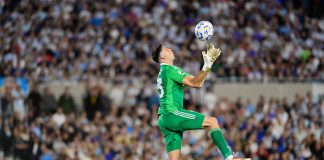 Inter are interested in ‘Dibu’ Martinez to replace Sommer