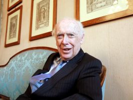È morto a 97 anni James Watson, vinse il Premio Nobel per la scoperta della struttura del DNA
