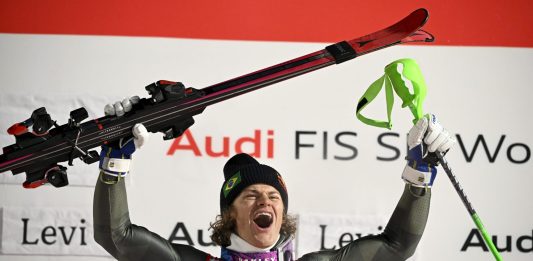 Braathen vince lo slalom di Levi, Kastlunger unico italiano a punti: è 12°