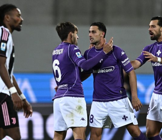 Mandragora risponde a Kostic, Fiorentina-Juventus finisce 1-1. Cori razzisti a Vlahovic