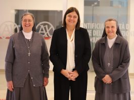 Inaugurato il nuovo anno “Auxilium”, Beccalli “Educare con l’IA. Tra ambivalenze e responsabilità”