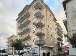 25enne uccide a coltellate la sorella di 23 anni nel Napoletano