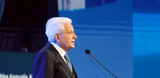 Mattarella “Astensione preoccupa, non accontentarsi di una democrazia a bassa intensità”