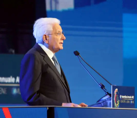 Mattarella “Astensione preoccupa, non accontentarsi di una democrazia a bassa intensità”
