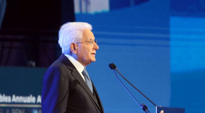 Mattarella “Astensione preoccupa, non accontentarsi di una democrazia a bassa intensità”