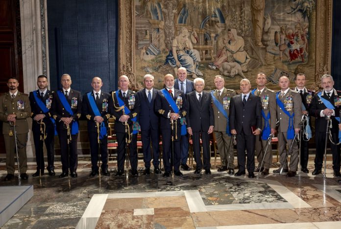 Mattarella-Decorazioni (1)