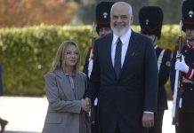 Vertice intergovernativo Italia-Albania, Meloni “Determinati ad andare avanti con il protocollo sui migranti”