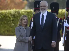 Vertice intergovernativo Italia-Albania, Meloni “Determinati ad andare avanti con il protocollo sui migranti” / Video