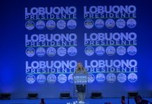 Meloni a Bari “Abbiamo investito sull’orgoglio del Sud. Puntiamo a vincere la sfida di Lobuono in Puglia”