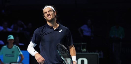 Musetti si arrende a Djokovic in finale ad Atene, niente Atp Finals per l’azzurro