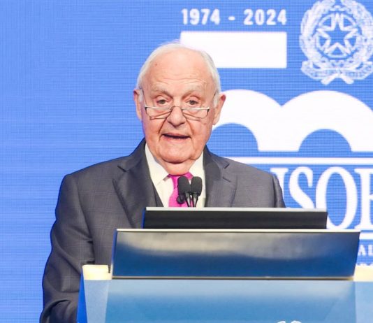 Savona “Dalle criptomonete rischi per la stabilità dell’euro, serve difendersi”