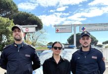 Tra le corsie del GRA due agenti della Polizia salvano un uomo da un gesto estremo