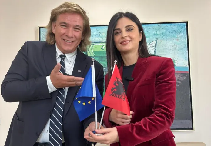 Screenshot 2025-11-12 205544