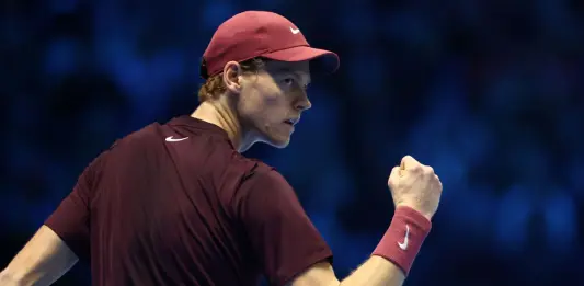 Buona la prima per Jannik Sinner alle Atp Finals, Auger-Aliassime battuto in due set