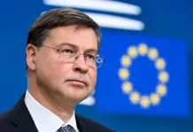 Dombrovskis “Le previsioni dell’Ue mostrano che il deficit dell’Italia scenderà sotto il 3%”