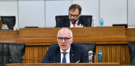 Renzo Testolin eletto nuovo Presidente della Regione autonoma Valle d’Aosta