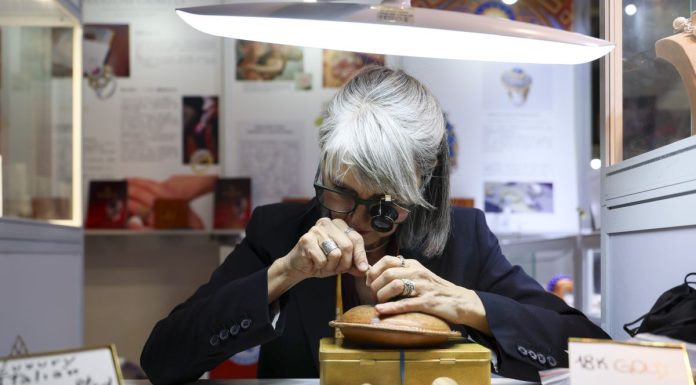 Cina: maison di gioielleria italiana debutta e stringe contatti alla CIIE