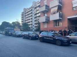 Roma, sgomberati altri undici appartamenti occupati abusivamente / Video