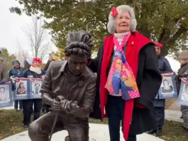 La Console d’Italia a Detroit celebra il Veterans Day, un omaggio alla statua di Frances “Fran” Mauro Masters
