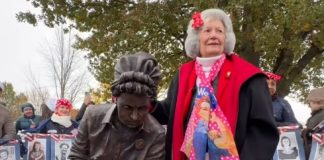 La Console d’Italia a Detroit celebra il Veterans Day, un omaggio alla statua di Frances “Fran” Mauro Masters