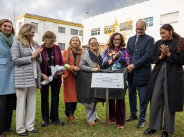UniBg, inaugurata l’aiuola di Iris Barbate in memoria di Paola Mostosi