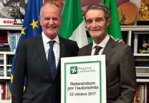Fontana firma la pre-intesa sull’Autonomia differenziata e ricorda Roberto Maroni