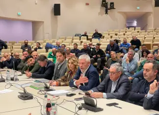 Firmato il contratto dei Metalmeccanici, aumento salariale di 205 euro sui minimi