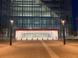 Violenza sulle donne, il Grattacielo della Regione Piemonte si illumina di arancione