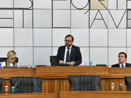 Stefano Aggravi eletto Presidente del Consiglio regionale della Valle d’Aosta