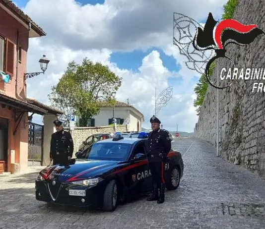 Aggredisce la madre colpendola con un martello, arrestato un 38enne ad Alatri
