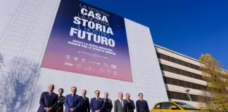 Mirafiori celebra l’arrivo della Fiat 500 Hybrid