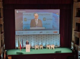 Giansanti “L’agricoltura è un settore pilastro dell’economia, l’Ue lo rimetta al centro”