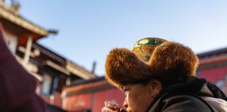 Cina: le immagini della “Festa della Donna” nello Xizang (3)