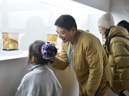 Cina: al via la mostra delle opere in legno a Pechino (2)