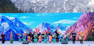 Cina: iniziata la stagione turistica invernale nel Sichuan (1)