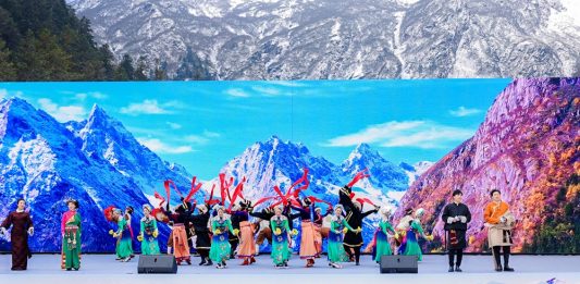 Cina: iniziata la stagione turistica invernale nel Sichuan (1)