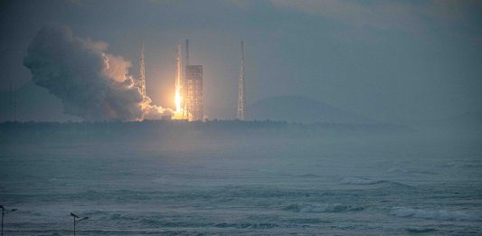 Cina: lanciato con successo un nuovo gruppo di satelliti internet (3)