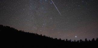 Cina: foto dello sciame meteorico delle Geminidi visto dal Sichuan (1)