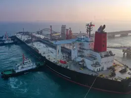 Cina: avviate operazioni doganali speciali nel porto di Hainan (1)