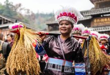 Cina: Capodanno Dong anima il villaggio di Zhaoxing nel Guizhou (2)