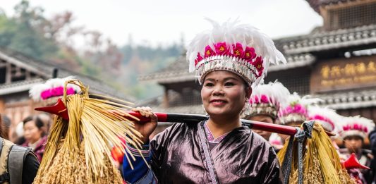 Cina: Capodanno Dong anima il villaggio di Zhaoxing nel Guizhou (2)