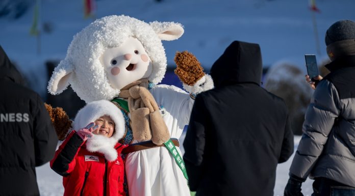 Cina: le immagini della Fiera Nadam nella Mongolia Interna (1)