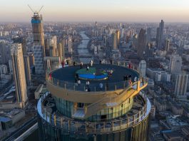 Cina: aperta al pubblico la piattaforma panoramica Jinwan Yunding a Tianjin (2)