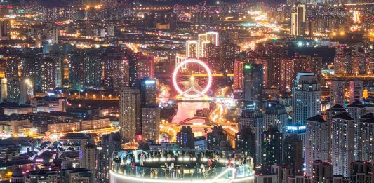 Cina: aperta al pubblico la piattaforma panoramica Jinwan Yunding a Tianjin (3)