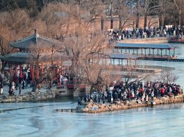 Cina: il fascino invernale del Ponte dei diciassette archi di Pechino (2)