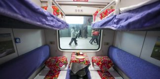 الصين تعلن تشغيل أول قطار شتوي مخصص لثقافة شمال شرق البلاد