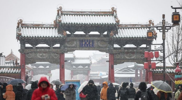 Cina: forti nevicate imbiancano Shenyang nel Liaoning (3)